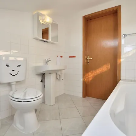 Apartment Ljiljana