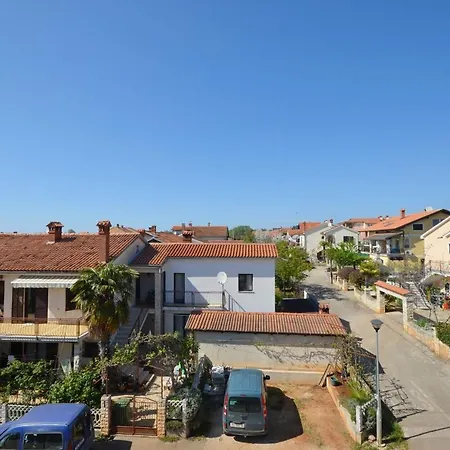 Apartment Ljiljana *
